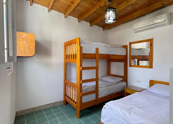 Hostel Auski