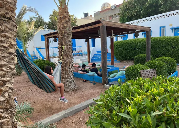 Auski Hostel *
