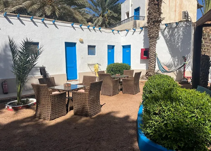 Auski Hostel *