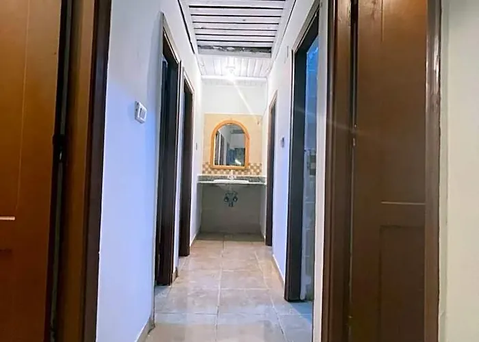 Auski Hostel
